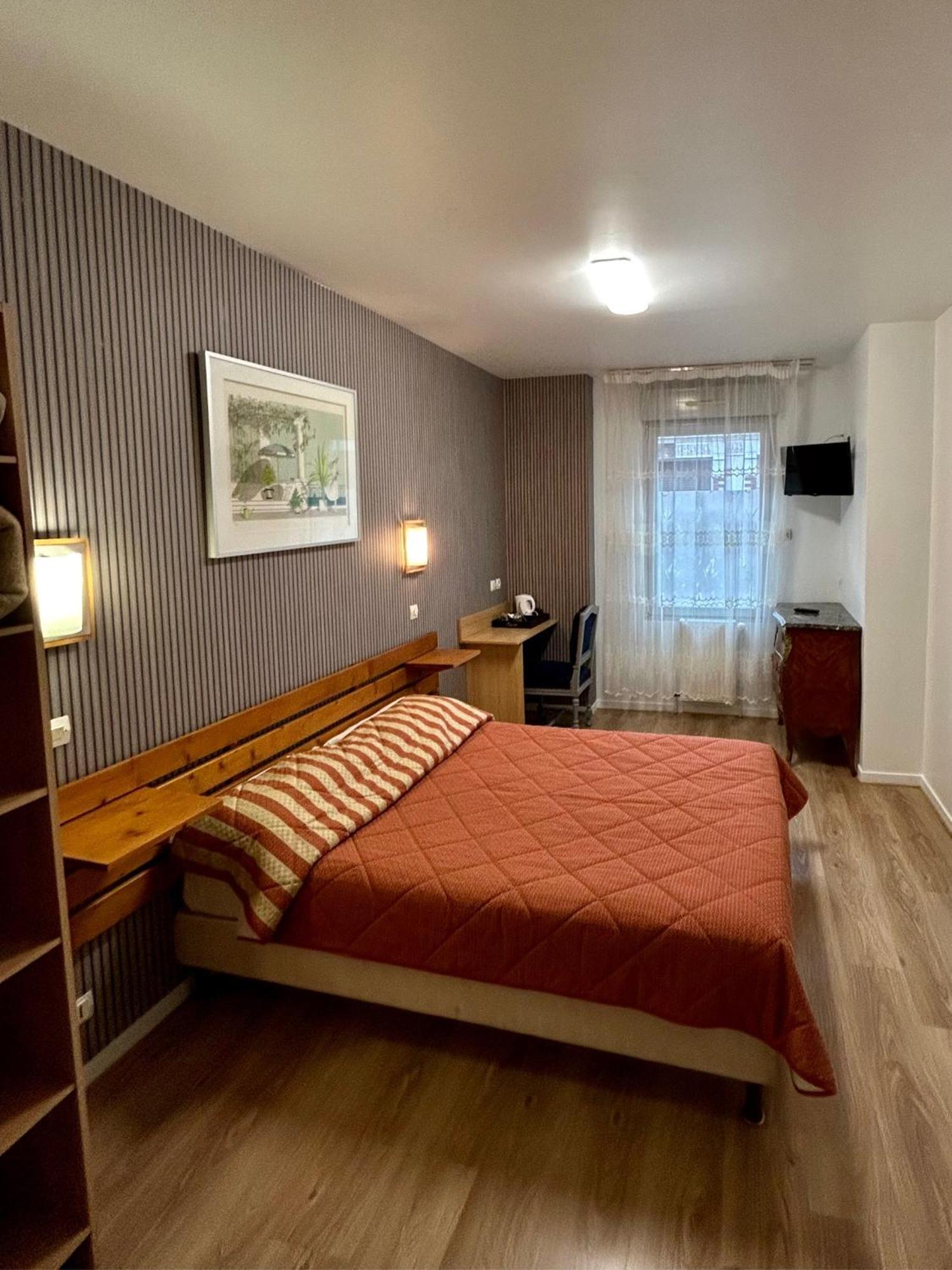 Chambres D'Hotes Du Colvert Forges-les-Eaux Exterior photo